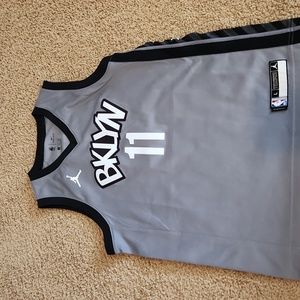 Nike Irving Basketball Jersey Brooklyn #11 youth large. NBA